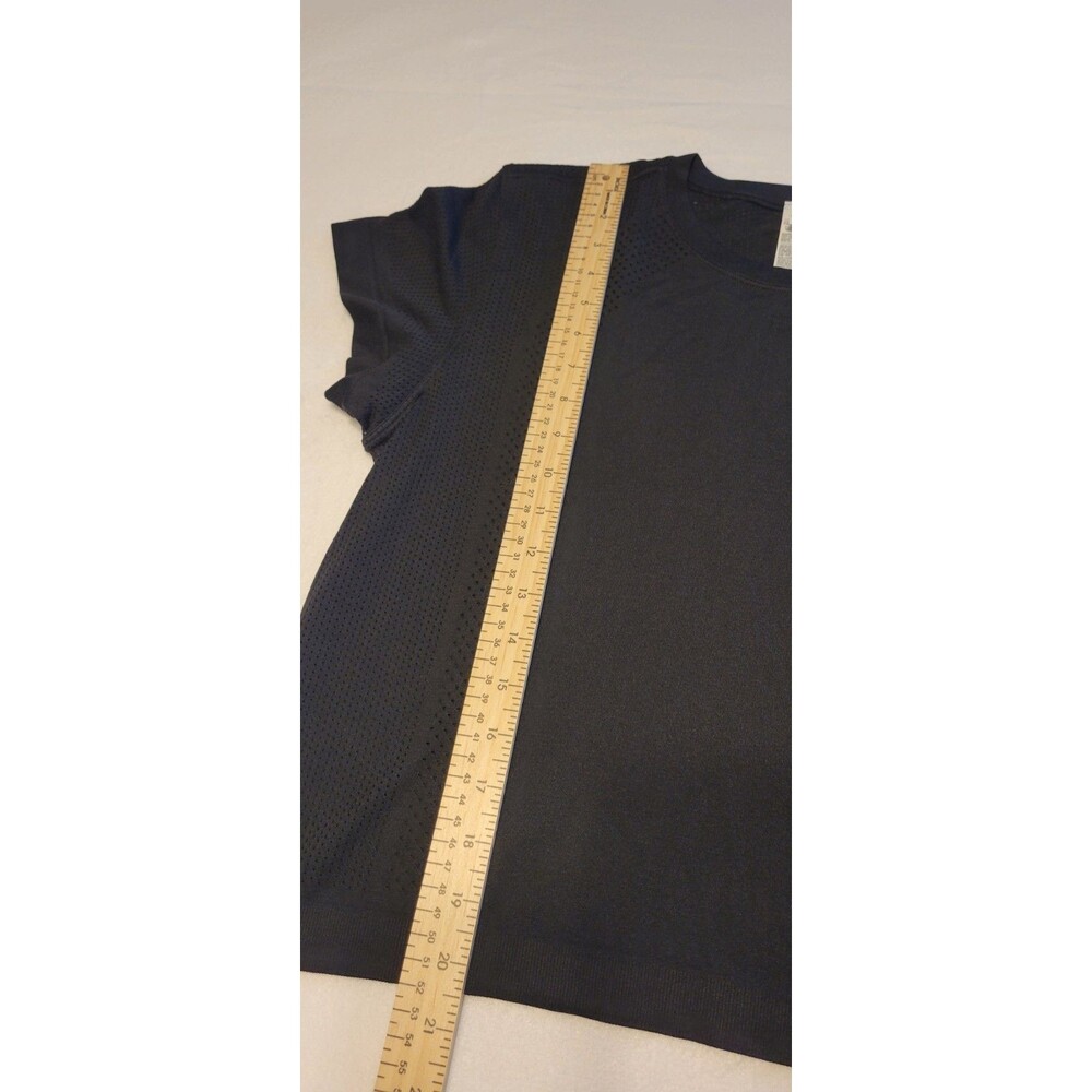 Women's Old Navy Black M Fluid Seamless Fitted T Shirt Sz Medium Breathable - Picture 10 of 12